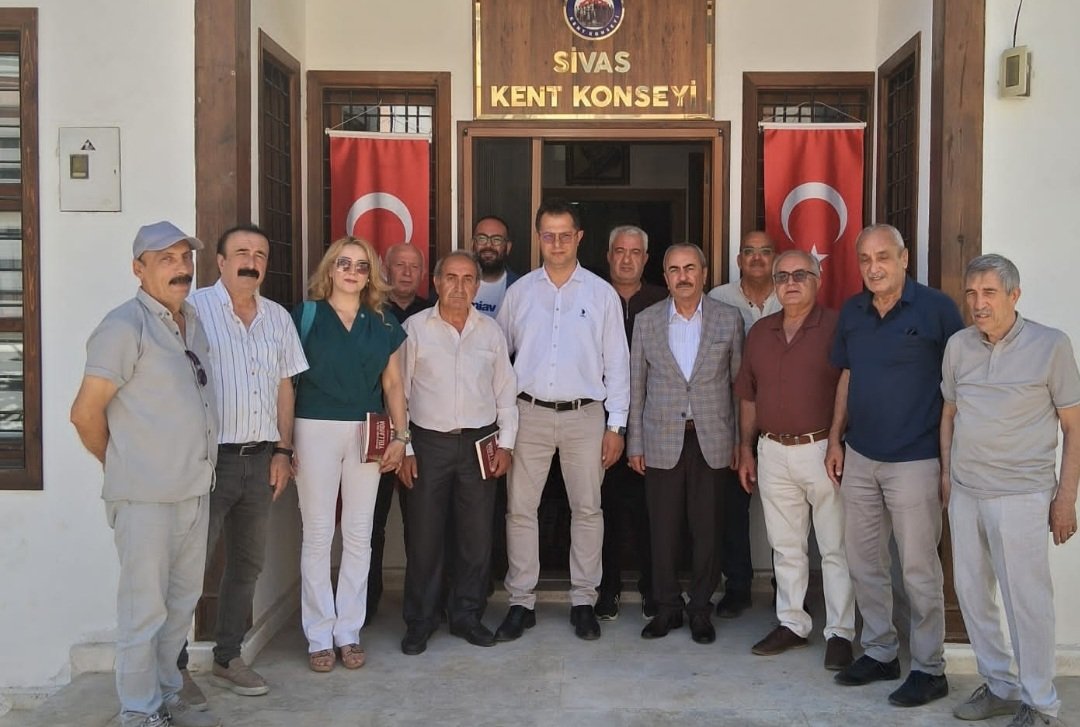 iyipartisivaskp's tweet photo. Sivas İYİ Parti İl Teşkilatı olarak Sivas Kent Konseyi'ni ziyaret ederek şehrimizin geleceğine dair istişarelerde bulunduk.
🇹🇷🌟🇹🇷🌟
#Sivas @iyiparti @MDervisogluTR @volkankarasu_ @KevserOfluoglu @Ozturkdenizli @HuseyinRasit @ComezTurhan @SBugraKavuncu @ipekozkal @YS_Turkoglu https://t.co/yYgHlNZWr2