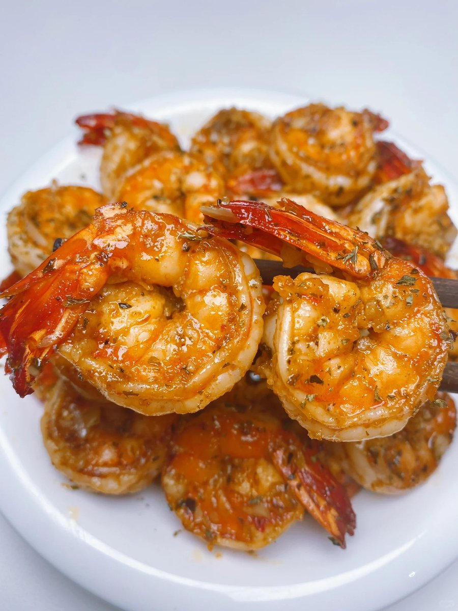 dearian0125's tweet photo. Made my go-to lemon garlic butter shrimp pasta tonight ! Creamy, zesty, and ready in 15 mins—perfect busy-week comfort food. #HomeCooking https://t.co/fot6QDBRk7