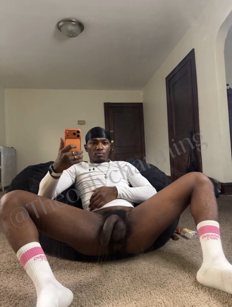 Theonlycharming's tweet photo. Come Get Daddy Brick😈🧱. https://t.co/O3plypZ0K5