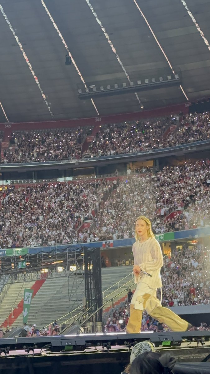 yoomlena's tweet photo. Myślę że mnie widział https://t.co/H1Bid2j0XY