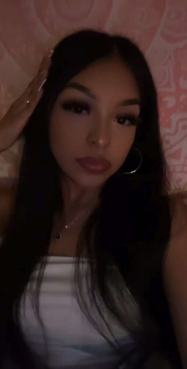 lizetrose's tweet photo. Trib meee 😩🤭 https://t.co/iZyE3cjtRl