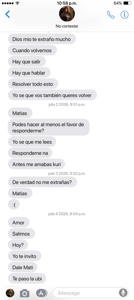 annie__lvs's tweet photo. 31. Celos, cuando sales a cenar con tus amigos tengo celos. 💃🕺 https://t.co/yvVLRfDrpr