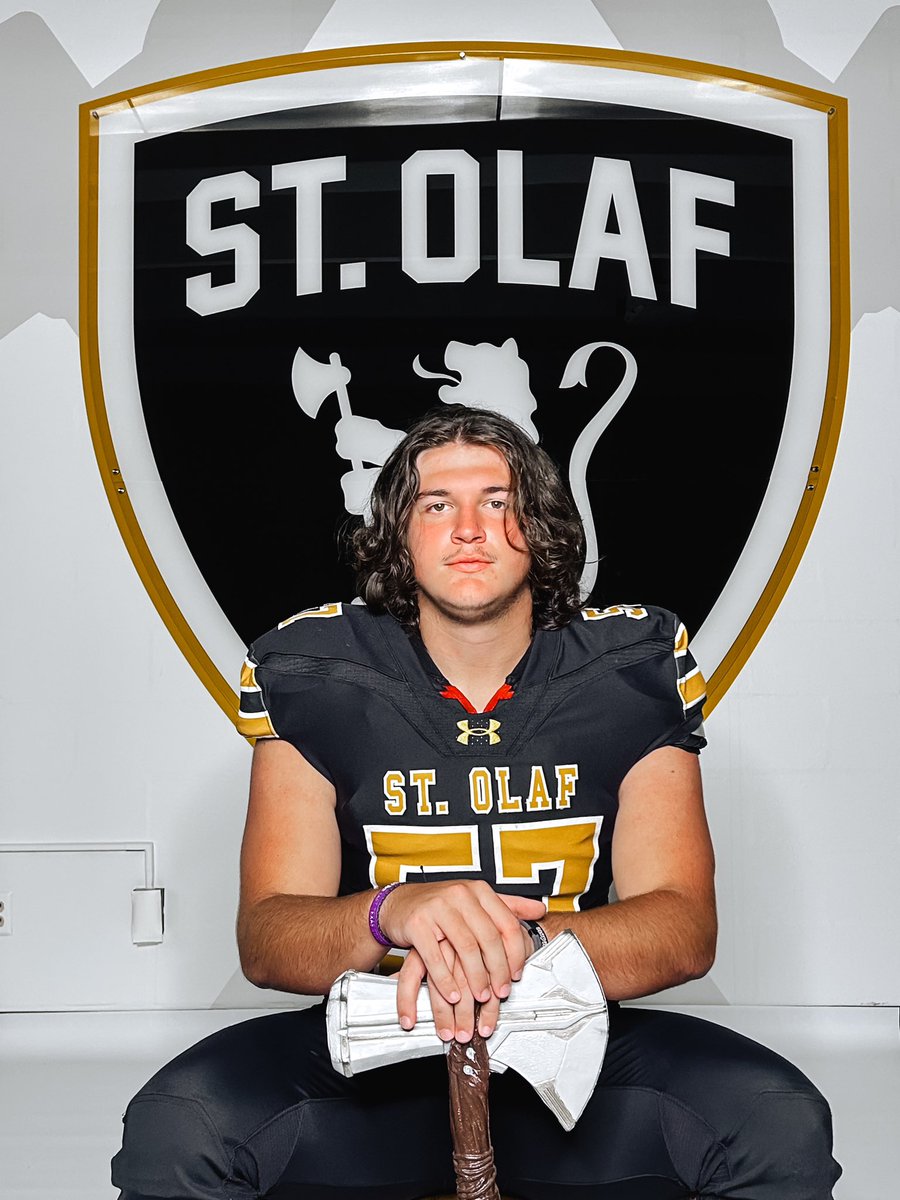 JacobCorley56's tweet photo. #AGTG After a great visit I’m blessed to receive my second offer from St.Olaf football. Thank you @StolafRBC @mkleinschrodt20 and @JamesKilian for giving me a great experience at St.Olaf!

@ColschenDavid @extrastout72 @twhfootball @recruitingTWHS @coach_kemble @ChuckLeierer https://t.co/ITrXtpnTua