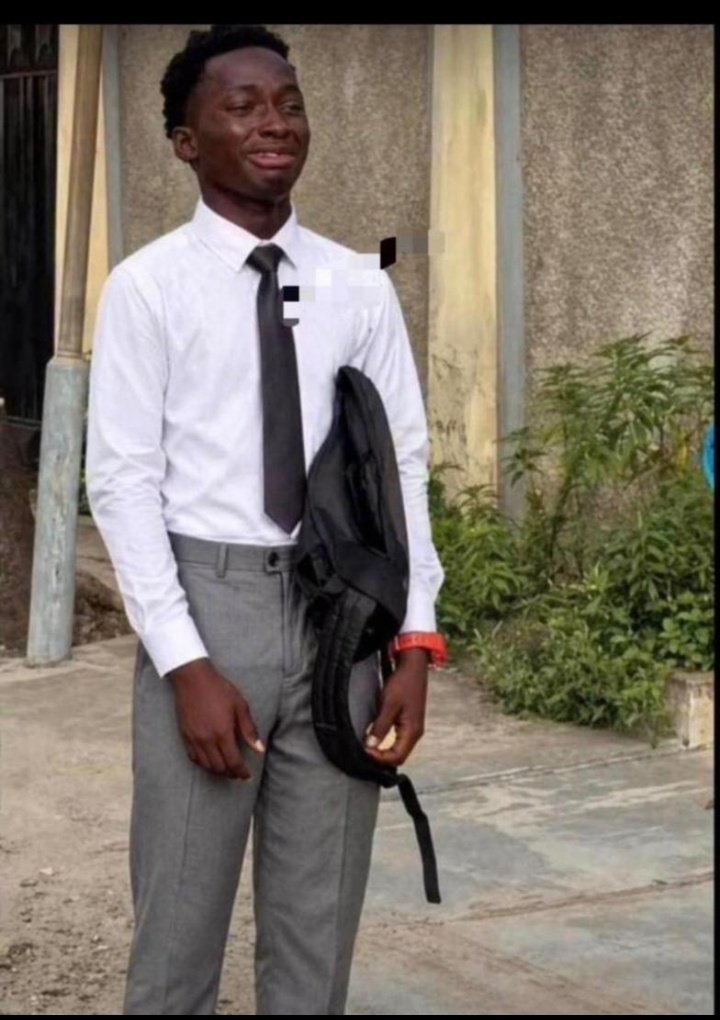 XMQCstan's tweet photo. This age is sounding serious 😶‍🌫️ https://t.co/qOHAeqUmkG