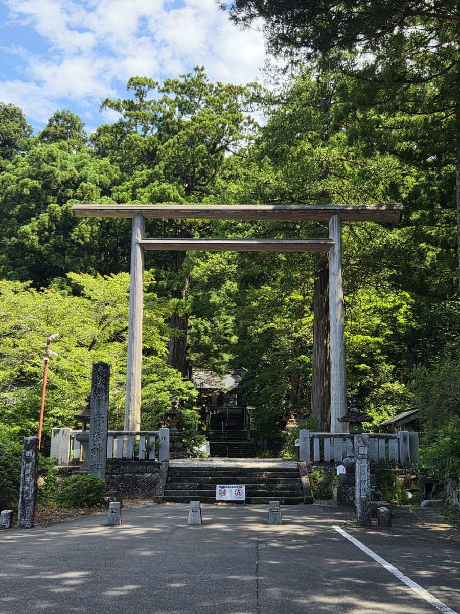 GoatOutdoor1979's tweet photo. 赤城神社　赤城山の麓のほうの😎👍夏満喫中 https://t.co/7k3wKnQ7xO