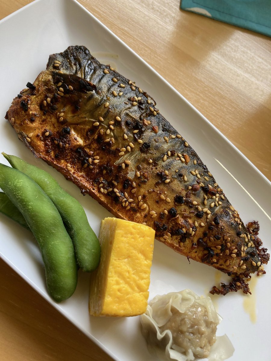 ranmanhanacafe's tweet photo. 今日のランチはさばごま醤油焼き🐟
香ばしい胡麻の風味と醤油の香りが食欲をそそる、さばの胡麻醤油焼き❗️
ご飯が進む一品をぜひどうぞ☺️
ご来店お待ちしております🙇

#安房医療福祉専門学校南房総校 
#南房総市 #花カフェ #らんまん  
#学生食堂 #ラ���チ #コーヒー  
#スイーツ #テイクアウト https://t.co/S8BuGkycKT