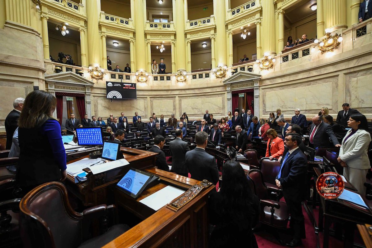 ApiDolar's tweet photo. ¡ATENCIÓN! Juez Bertuzzi propuesto para la Cámara que investiga a Milei. Clave en causas como $LIBRA y ANDIS. El Gobierno busca cubrir vacantes judiciales con un pliego controvertido. ¿Será aprobado en el Senado? 🏛️ #PoderJudicial https://t.co/qMemPmVxdt