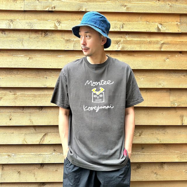 montee_info's tweet photo. 【再入荷】
コレジャナイ ロボ TEE

¥4,800 税込
S . M . L . XL
ホワイト、スミ

ザリガニワークス × montee

コレジャナイロボ とは
「欲しかったのはこれじゃない！」と絶望したパチモン感をあて再現した木製のロボット玩具

monteeオンラインストア
https://t.co/JUBLzcpToc

@zariganiworks https://t.co/sdhRtdvl1i