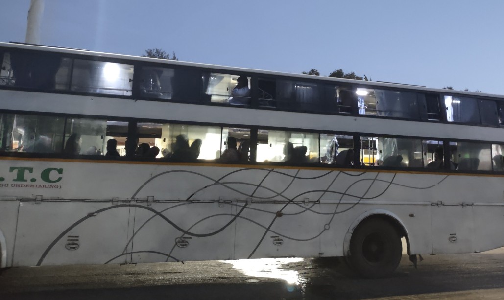 PolioDrops's tweet photo. 14.07.2026 @CMOTamilnadu #CMJosephVijay.. #TVK.. First Route #Bus #Tender.. My Kind Sug Route 🚌 Bus 🪟 #Window #Windows #More #Stronger.. More #Safety To #People.. My 3 Pictures 11.07.2026 Thoothukudi..  #Rajkumar #James @PolioDrops Thank #God https://t.co/6kdDgbie9q