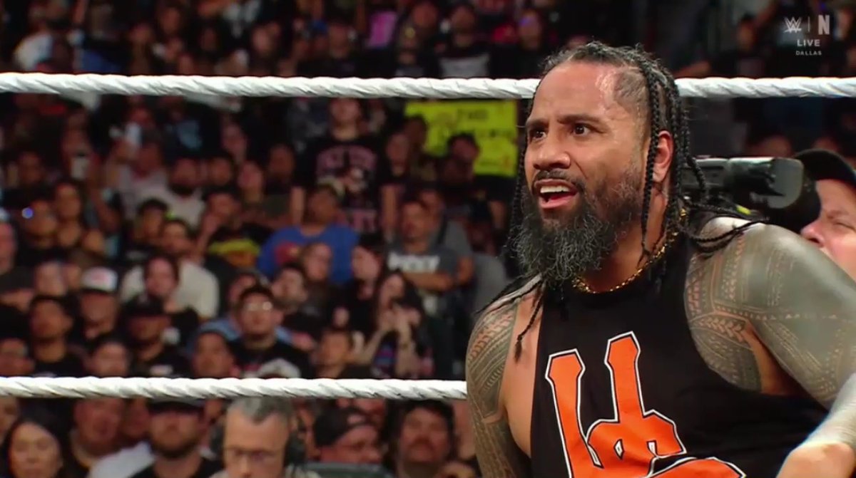 theusotwinzcom's tweet photo. Monday Night Raw Captures: https://t.co/FvZps9OUwG #WWERaw #BigJim https://t.co/az0vcVBzIL