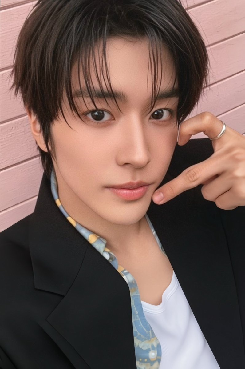 leesonghafiles's tweet photo. billboard magazine photocards

#송하 #이송하 #SONGHA 
#SMTR25 #SMNBG https://t.co/W4v4FesgjC
