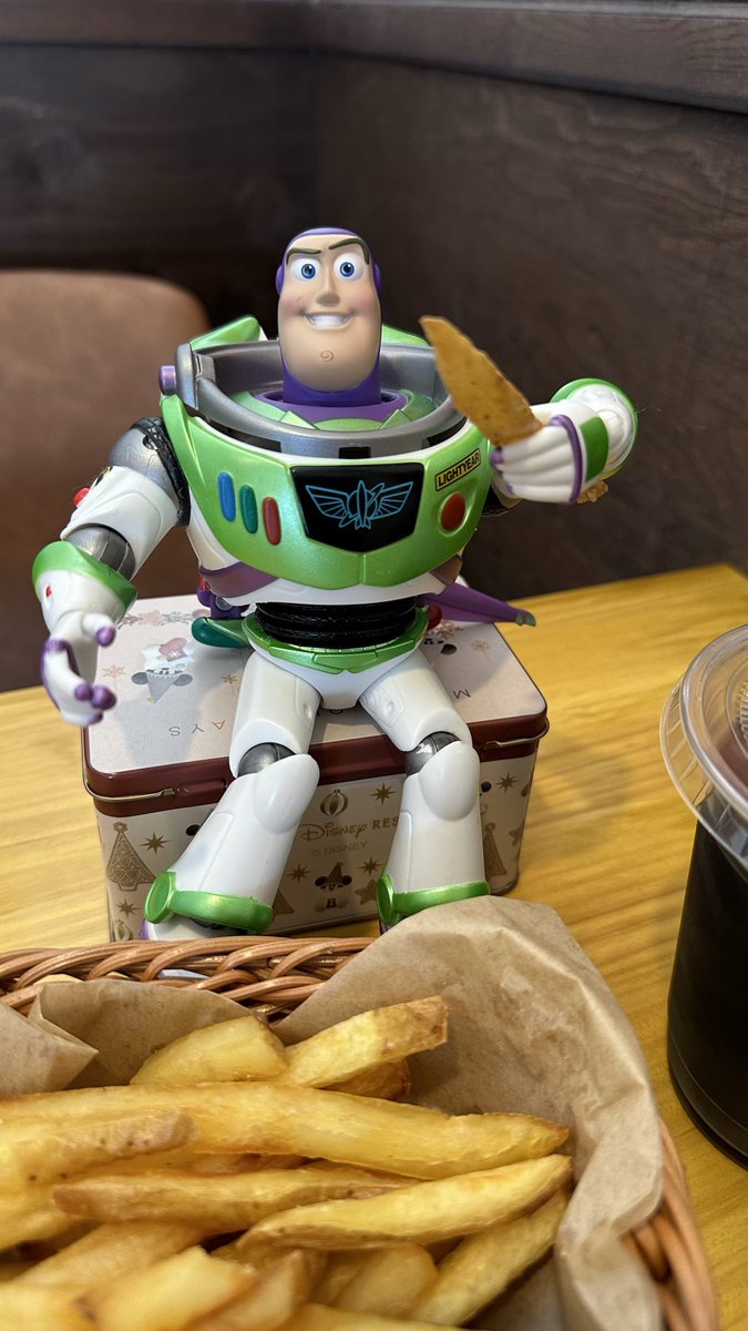 gbl_2022's tweet photo. お昼ご飯です https://t.co/U5s4JTg97U