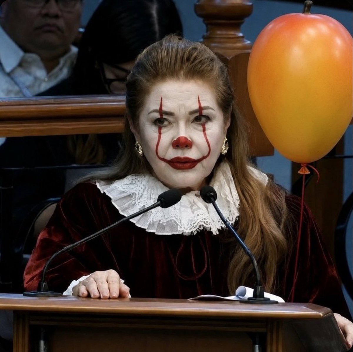22three7eleven's tweet photo. Choose your Imee horror monster:

PENNYWISE v. ANNABELLE

📸 @MalacananEvents || @rssllmnz_ https://t.co/RwByxcxBZs