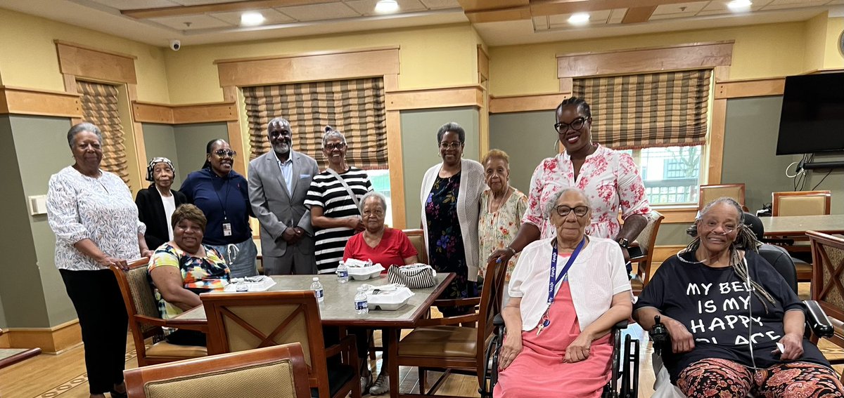 CouncilorMosley's tweet photo. This afternoon, I had the opportunity to share food, fellowship, and good conversation with the residents of Silver Lake Commons in Homewood. Thanks to everyone for the warm welcome and hospitality today. 
#District9PGH https://t.co/mU2QECJidu