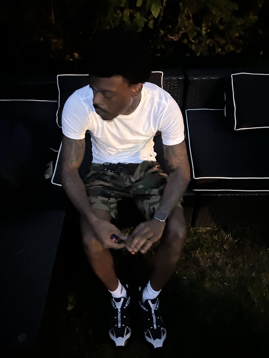 ronnumbaa9's tweet photo. https://t.co/CyrXZnWaYM