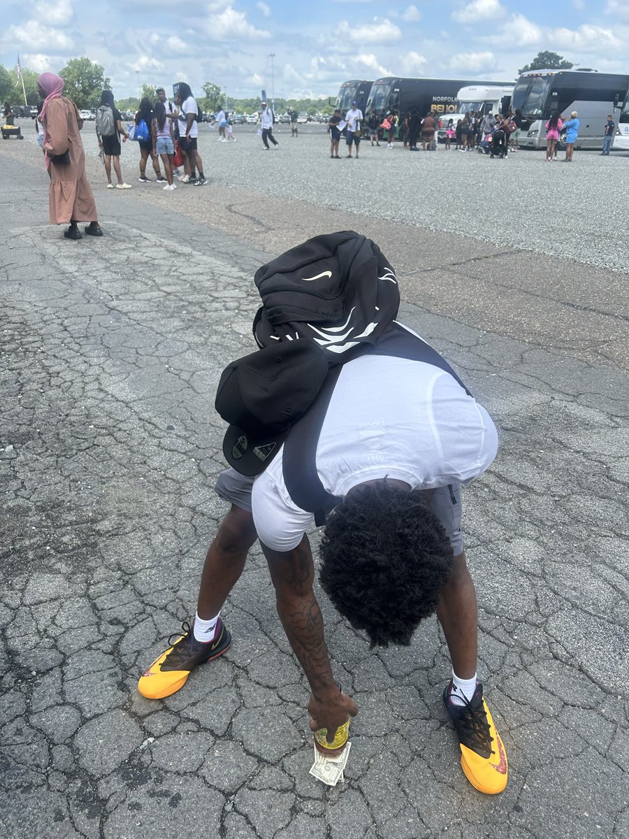 ronnumbaa9's tweet photo. https://t.co/CyrXZnWaYM