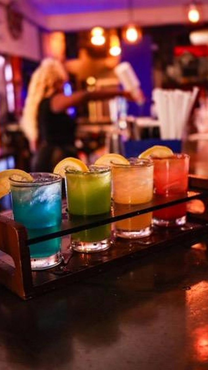djcaesah's tweet photo. $5 Margarita Mondays $20 Margarita flights Dabomb Sports Bar late food drinks vibes till 3am tonight https://t.co/ujVcRRC9zj