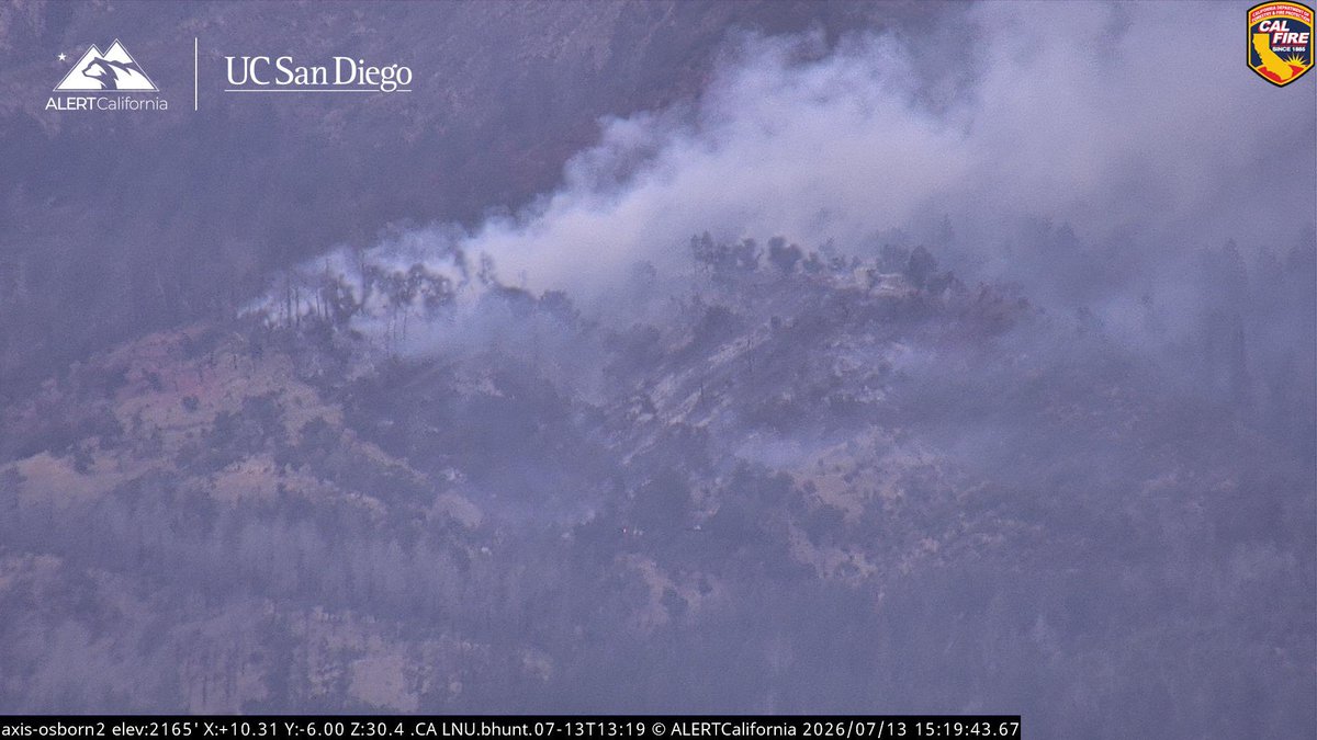 DanielFireTruck's tweet photo. Forward Progress was stopped on the #LedsonFire All Air Tankers were Released, it’ll remain smoky from the timber. https://t.co/BCK1LMDurT