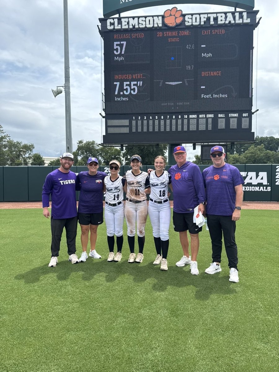 LydiaBenton29's tweet photo. Huge thanks to the coaches at the Clemson Softball Prospect Camp! Wrapped up a great experience and really grateful for the opportunity. Go Tigers! 🧡 

@rittmanjohn @ClemsonCoachKJ @Coach_Wigs @KatieRepole @clemsonsoftball @TNCYatesBenton @TeamNCSoftball https://t.co/rXuvSRh1y8
