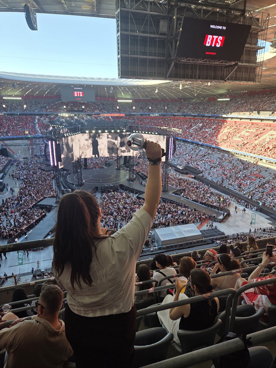 tamara⁷ BTS MUNICH🇩🇪 tweet media