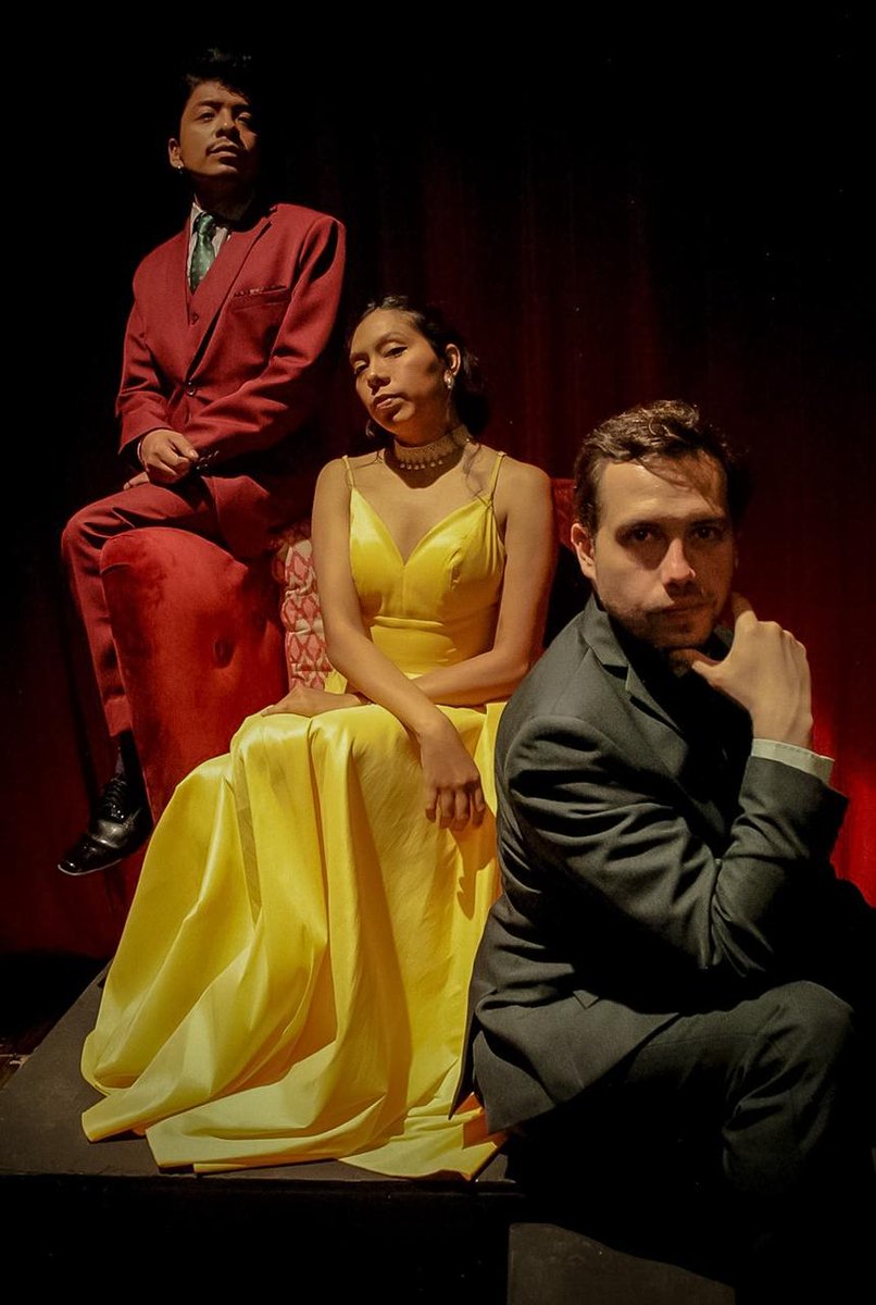 SistemaCreacion's tweet photo. Tres actores con TDAH convocan a homenajear a su gran maestro del teatro, pero su exceso de generosidad les costará muy caro. Shakespeare &amp; Cía. presenta "Sin Timón" en el @ForoShakespeare.

Lunes y martes, 20:30 h
Zamora 7, #CDMX
Boletos: https://t.co/WZTPtKMEIk https://t.co/jpKEHPlP2q