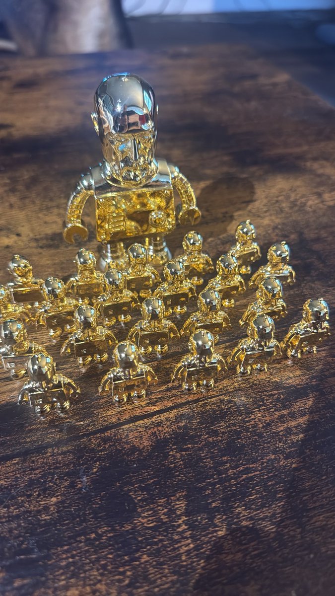 TolyTheBot's tweet photo. The Army grows stronger! https://t.co/yCr04qLHXr