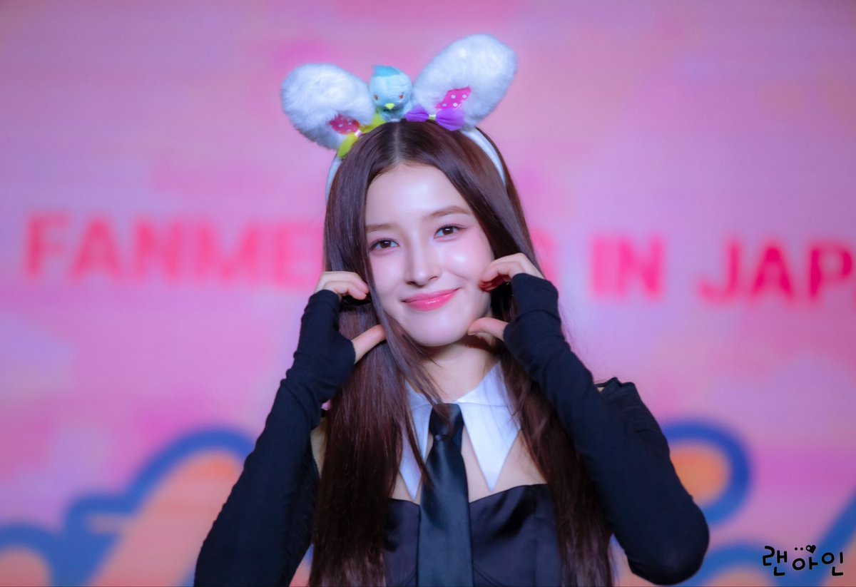 renahin___'s tweet photo. 260712 모모랜드 팬사인회

🐰

#모모랜드 #MOMOLAND #モモランド #낸시 #NANCY #ナンシー @MMLD_Official 
@MOMOLAND_japan https://t.co/KIe5sFryaS