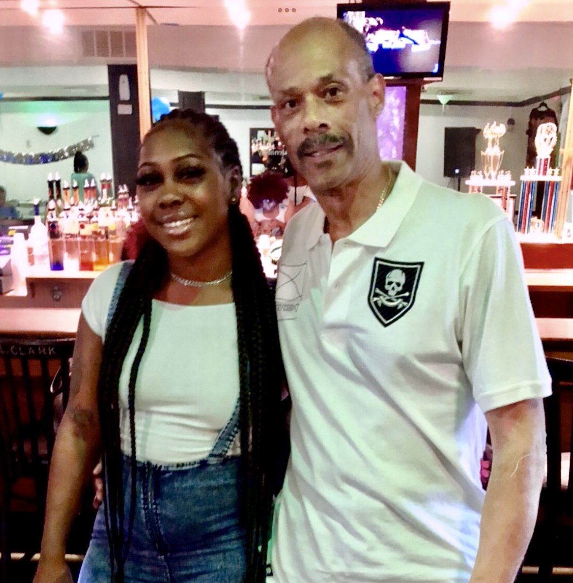 sonnylee2's tweet photo. Attending one of my peeps 🐥  Shonta, birthday party at  the  Stone Square Lodge 38😎😎
#birthday #bekind https://t.co/ggvoC1z1NG