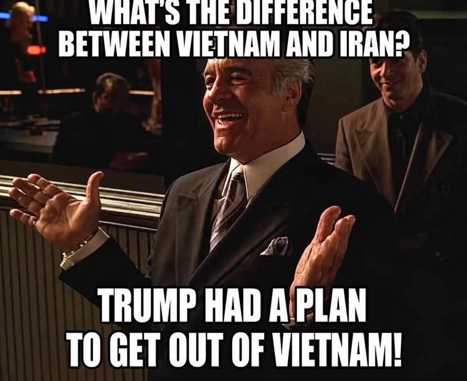 Mxn4Chnge's tweet photo. @WhiteHouse Unless the BONE SPURS act up.
#TrumpIsACoward
#TrumpIsADraftDodger
#TrumpDestroysUSA https://t.co/MTSRen0vlL
