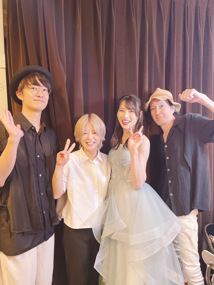 maimaiimamura's tweet photo. #矢島舞美　カジュアルディナーショー2026 
全4公演パーカッションにて参加させて頂きましたっ🪇

２日目のセトリは1日目と違いましたので、よりロックナンバーが続き°C-uteさんコールをさらに浴びれて最高でした！！！

とても楽しい2日間をありがとうございました🥰🫶🏻 https://t.co/bmCLIP4wqp
