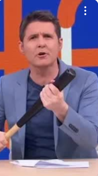 sustito71's tweet photo. @JavierCintora Ya le han echado de dos medios de comunicación por machista. ¿Dónde están las feministas zurdas defensoras de los MACHISTAS? https://t.co/ec3LQXoRDO