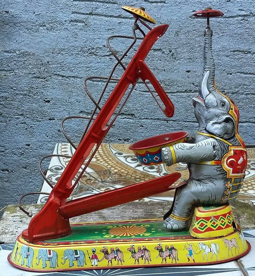 MOHAWK_RETRO's tweet photo. Check out #Antique #Vintage #USZone #Germany #JW #Tin #Litho #WindUp #Mechanical #clockwork #Performing #Circus #Elephant 1945-55 #toy #1940s #project #collection 🐘🎁🎈 https://t.co/beTmtcZfkV #eBay via @eBay_UK https://t.co/x3KRHf3Jf6