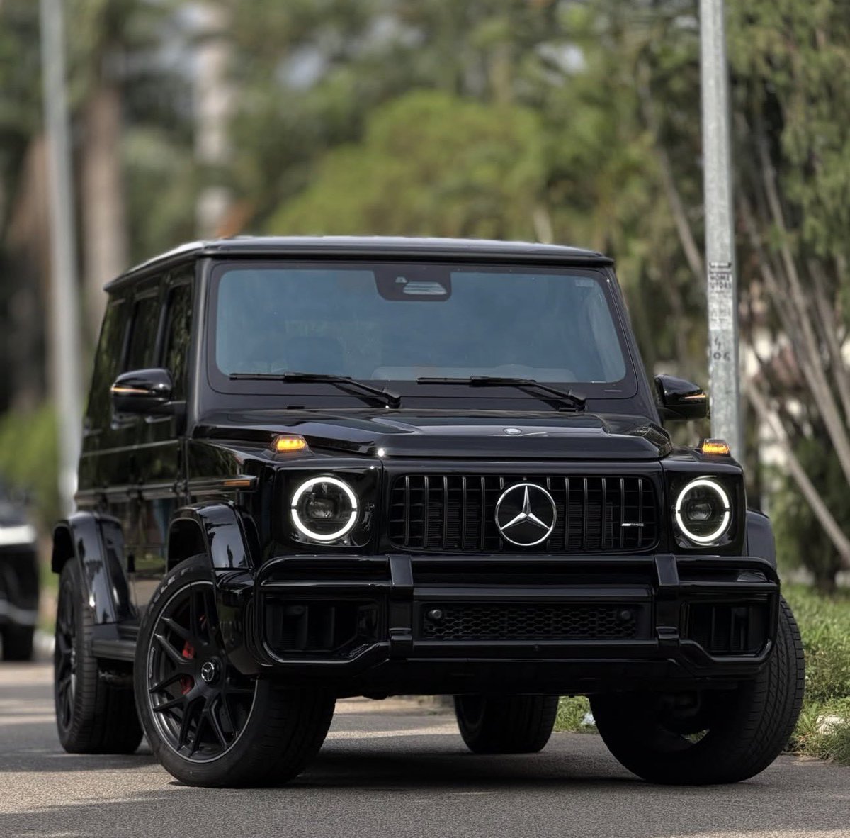 cars_abuja's tweet photo. Luxury in every lane🔥
Pick one as your forever ride and drop a comment‼️ https://t.co/QLZyOFJ51A