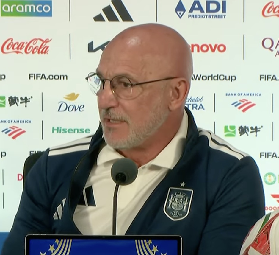 TouchlineX's tweet photo. 🚨🗣️ 𝗡𝗘𝗪: Luis de la Fuente: "Julius Caesar always said that you can't win without suffering. I always repeat that phrase to my players."

"We're ready to go to war tomorrow. If you want to win something important, you need to sacrifice something along the way." https://t.co/c2spysd49a