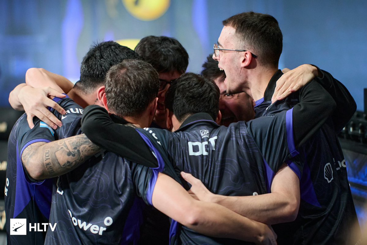 9zTeam's tweet photo. Estamos clasificados a la @BLASTPremier Open Porto 2026

Este 26 de agosto nos van a poder ver disputar de un nuevo torneo Tier-S ante los mejores equipos del mundo con el objetivo de seguir haciendo historia

Vamos con el mismo hambre de gloria que nos trajo hasta acá. #TodoVioleta💜