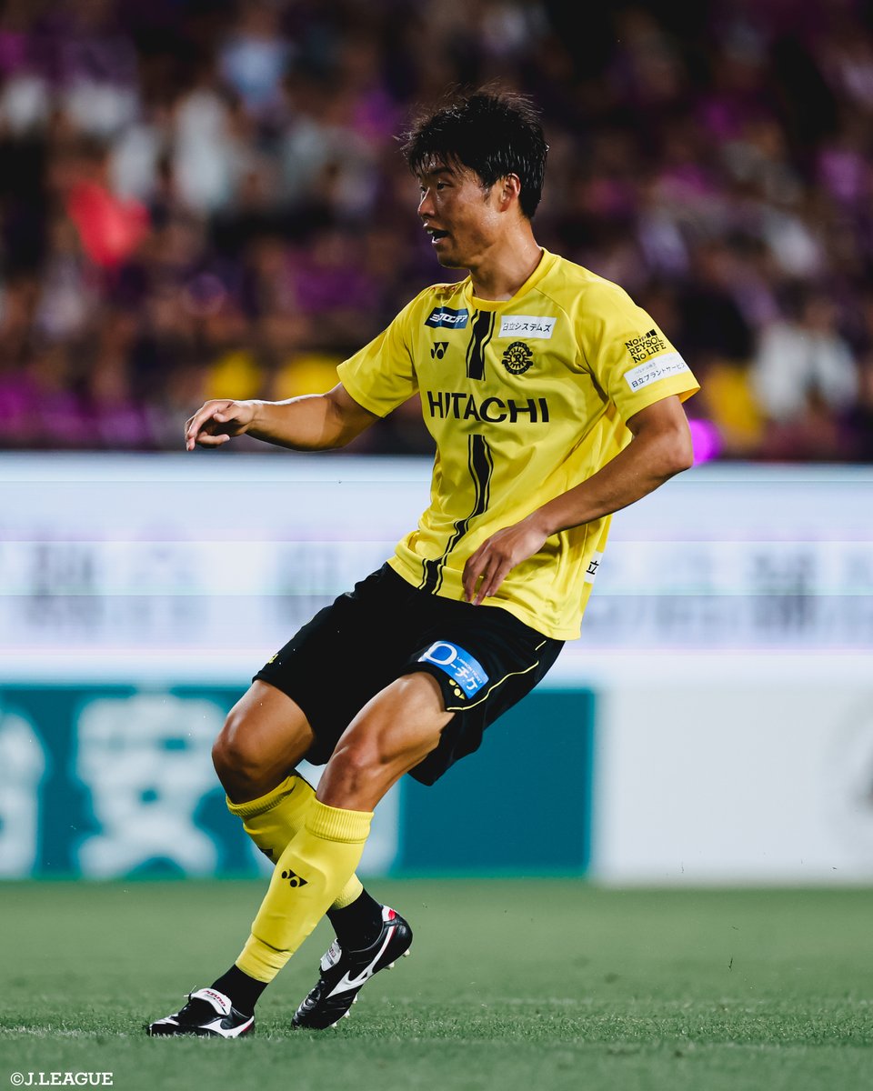 J_League's tweet photo. 🎂 HAPPY BIRTHDAY 🎂

本日7月14日は
柏レイソル
垣田裕暉 選手の29歳の誕生日です👏

垣田選手、
おめでとうございます🎊

@kakitayuki37
@REYSOL_Official
#Ｊリーグ https://t.co/tQqvfocqAl