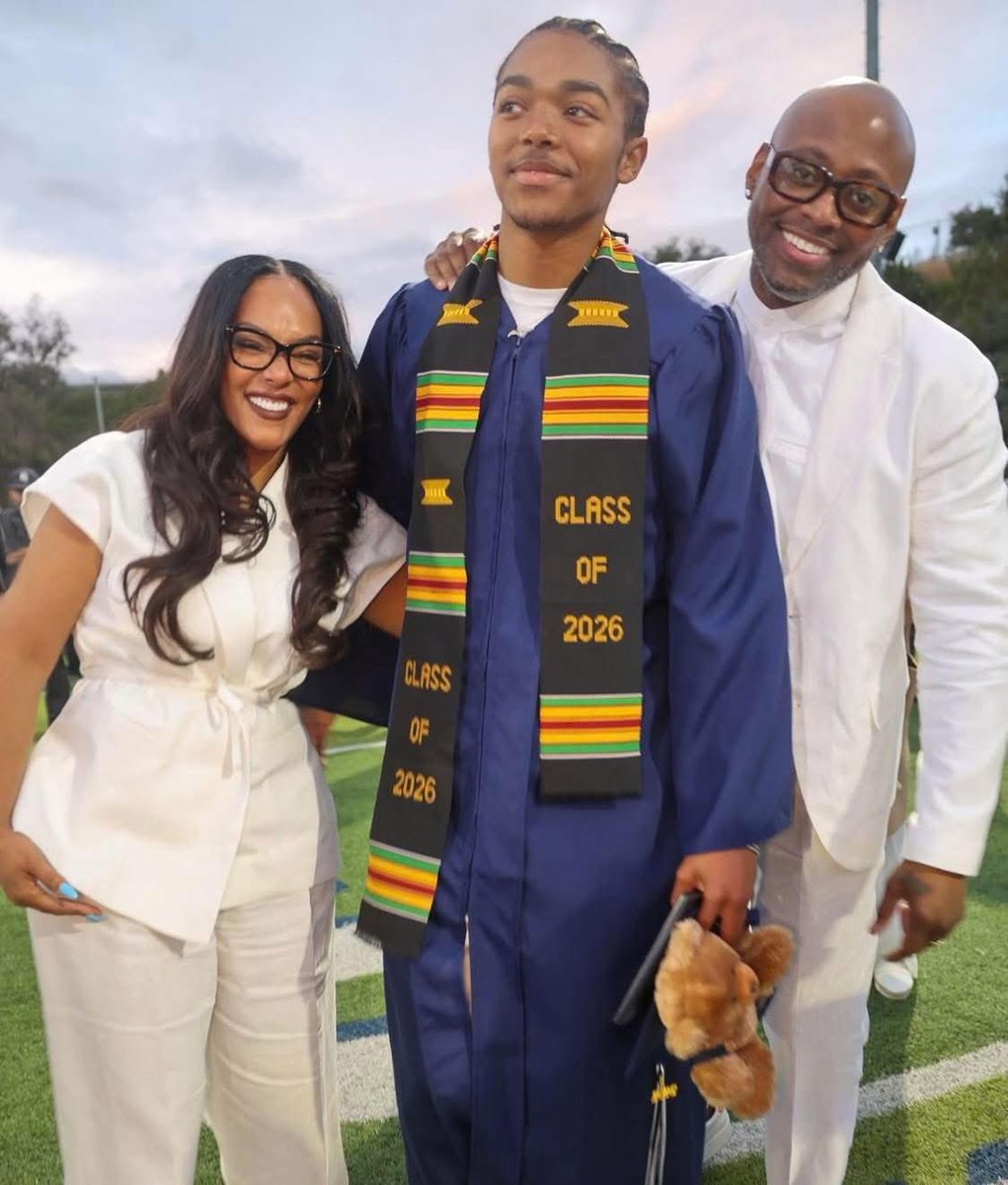 freakoutsideofx's tweet photo. Keisha,  from the group Total and Omar Epps’ son, Amir ❤️ https://t.co/CD8I2kNey4