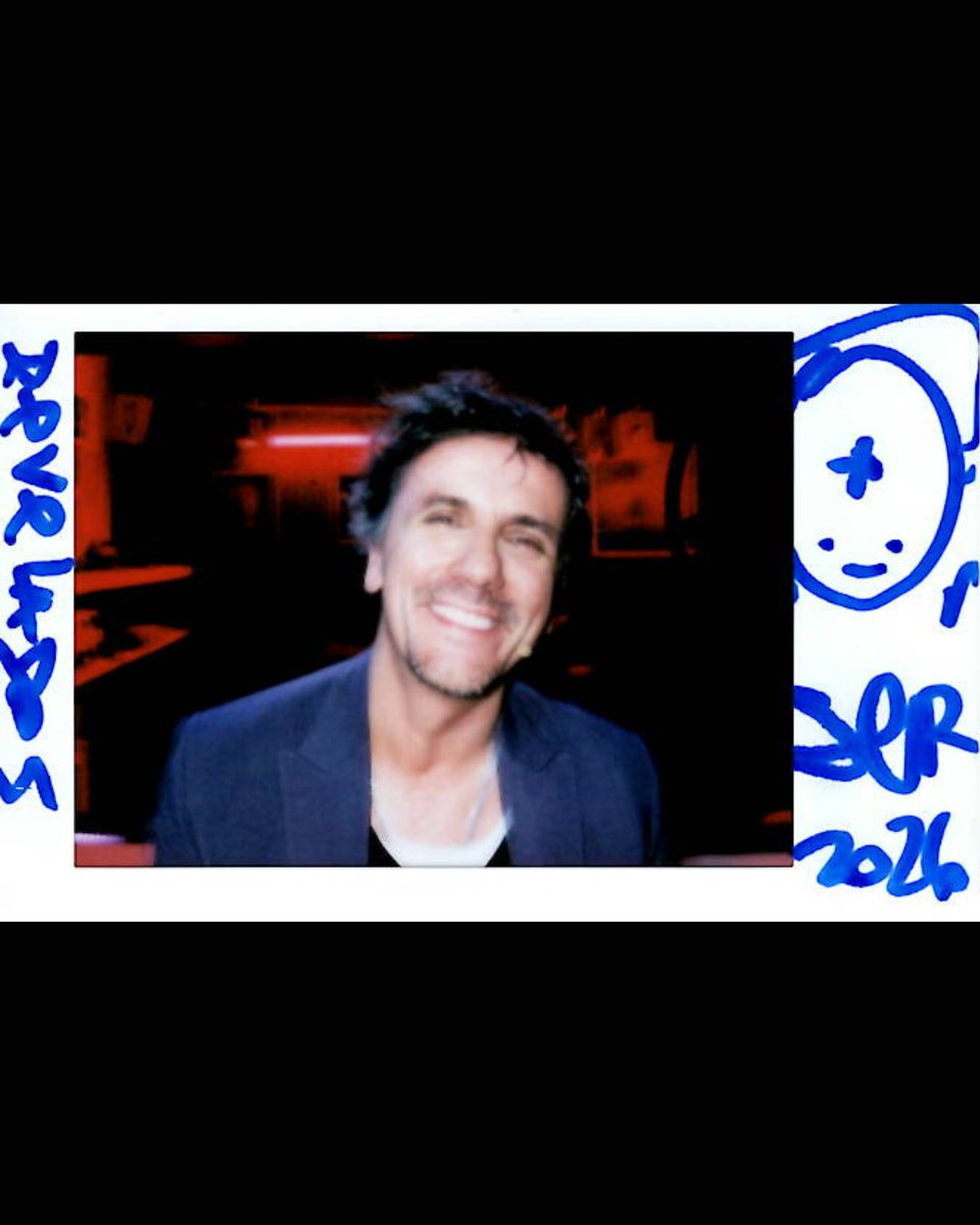 UChileTV's tweet photo. 🎶 ¡Un rostro emblemático de la televisión llega a Revelados! En esta edición conversamos con Sergio Lagos sobre su trayectoria, su pasión por la música, sus proyectos y las experiencias que han dado forma a su vida.

📅 Estreno: Hoy | 22:00 horas por #UChileTV. https://t.co/WQGDFdYCY4