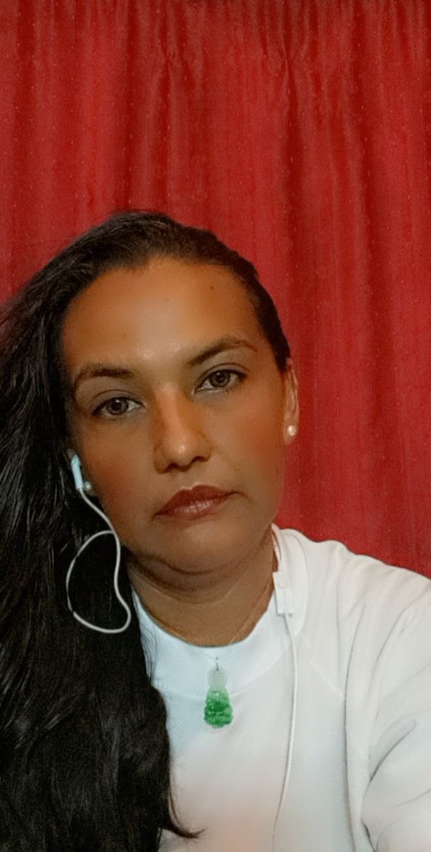 JannethTex's tweet photo. Dónde está? Acaso no me corresponde? Desaparezco 😔 https://t.co/Ci9hdcwlMB