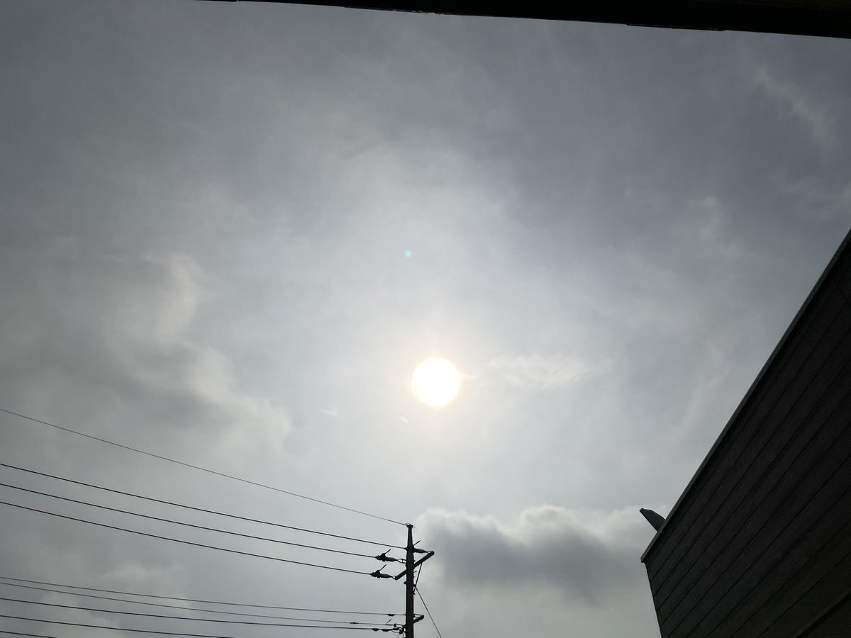 kouyoudouhall's tweet photo. おはようございます🌤️晴れ空です🌤️
本日は御納棺などあり低浮上です🙇‍♂️🙏暑さ厳しくなりそうなので水分補給忘れずに一日頑張りましょう٩( 'ω' )وよろしくお願いします😊#イマソラ https://t.co/URz5u4Vmex