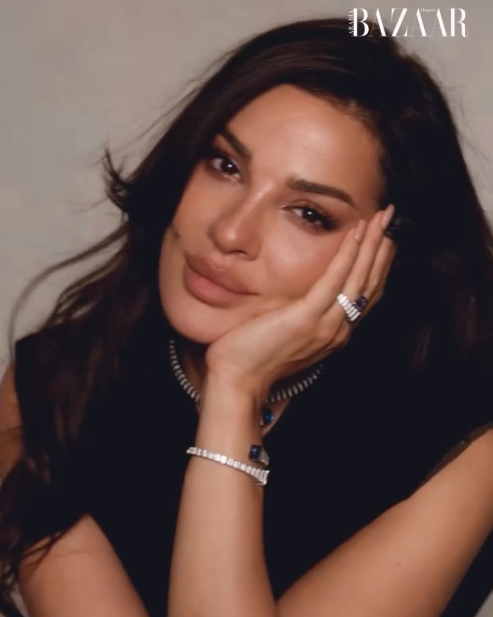 shrouq_no's tweet photo. @ola1nnn @nadinenjeim @BazaarAlArabiya @BazaarArabia I just love these shots ..❤️ 
I love her 🥺 https://t.co/H6cDYkS6vW