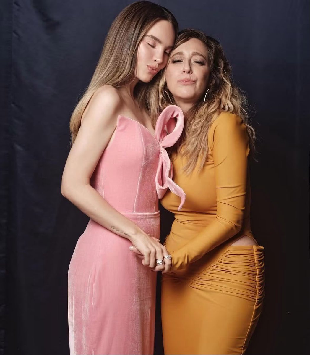EstiloDF's tweet photo. “Mentiras All Stars” reúne a Belinda, Danna y Mariana Treviño en el espectáculo más grande del #Mentiverso. Prepárate para cantar, bailar y viajar en el tiempo. 🎶✨💞 ¿Quién es tu favorita? 👀

Fotos por: @belindapop @danna https://t.co/aw3LGKKJnC