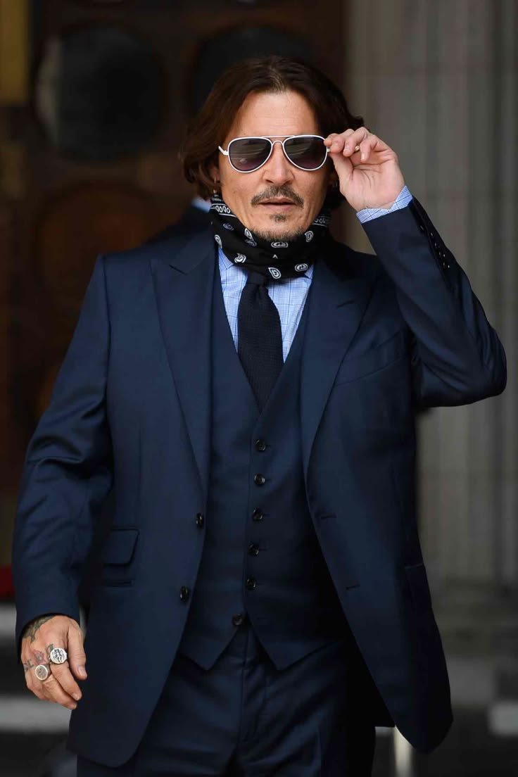 Johnny depp tweet media