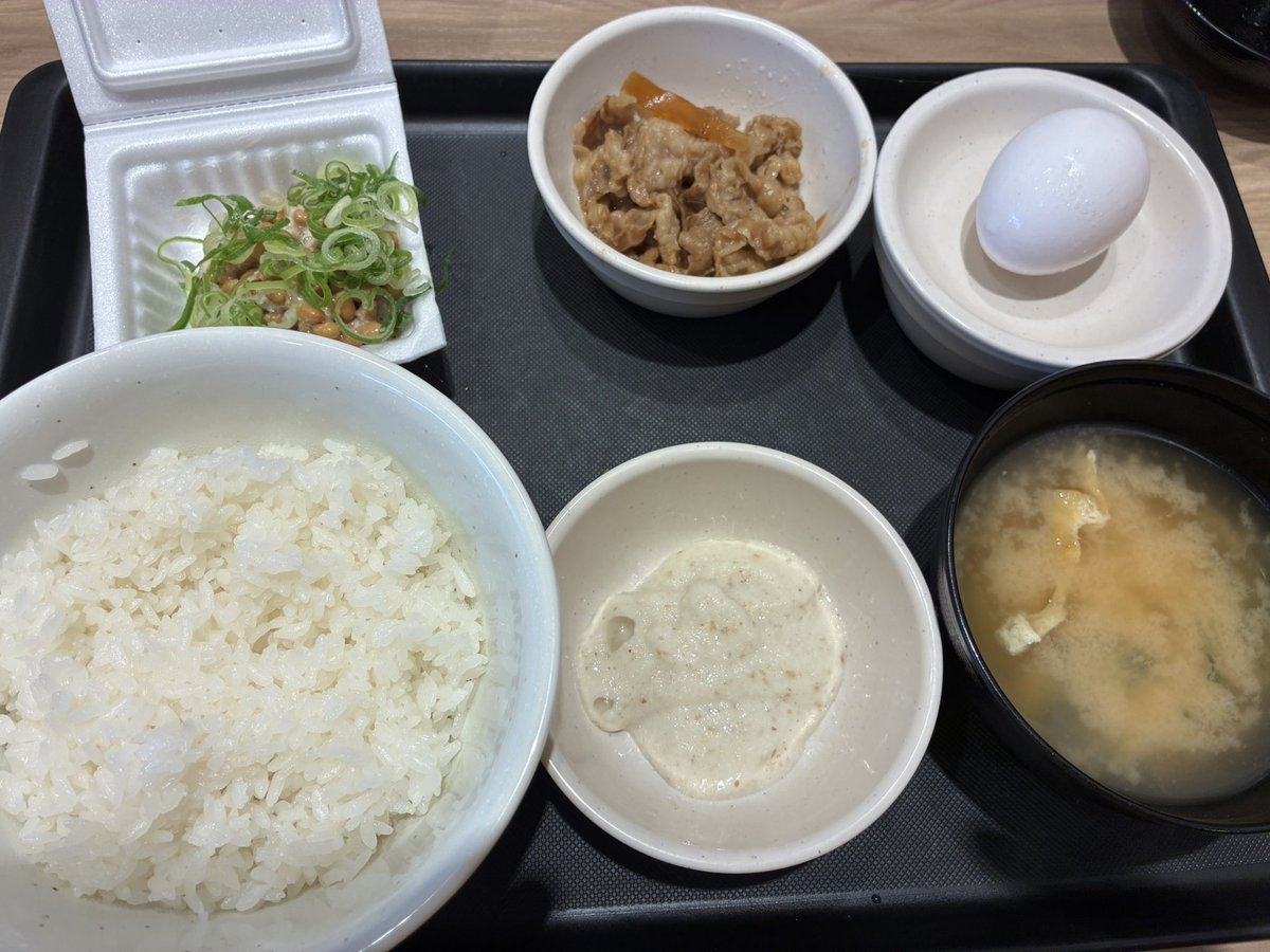 tsunemune's tweet photo. まだ落ち着かず、ご近所さんと仲良くなるのは
来週のお休みですが

結構この暮らし良い

取手が便利

当駅始発やから今都内に向かってますが
表参道までラッシュ時間帯に余裕で座れる

バスも利根町の奥やから座れる
夜終電は早いがその分、健康的
稽古や勉強が出来る。
お家も快適 https://t.co/roRYyvD7Ai