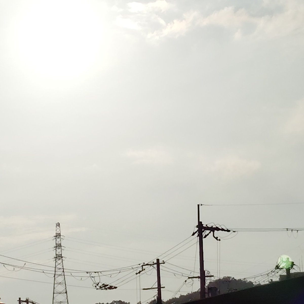 chihiro_geko's tweet photo. 7月14日(火) #断酒 36日目の朝

最近暑くなってきたせいか、飲酒欲求がとても強い。飲んでも身体冷えないのにね。
何とか欲求はやり過ごせてる。

今日もシラフで過ごします。

#Twitter断酒部 
#朝の空 https://t.co/g813uyrLxv