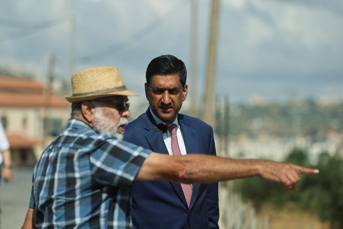 NYPostOpinion's tweet photo. Ro Khanna’s West Bank ‘hostage’ stunt is a new low for a total phony https://t.co/a3vjEBxMwJ https://t.co/zW4zp3r3h6