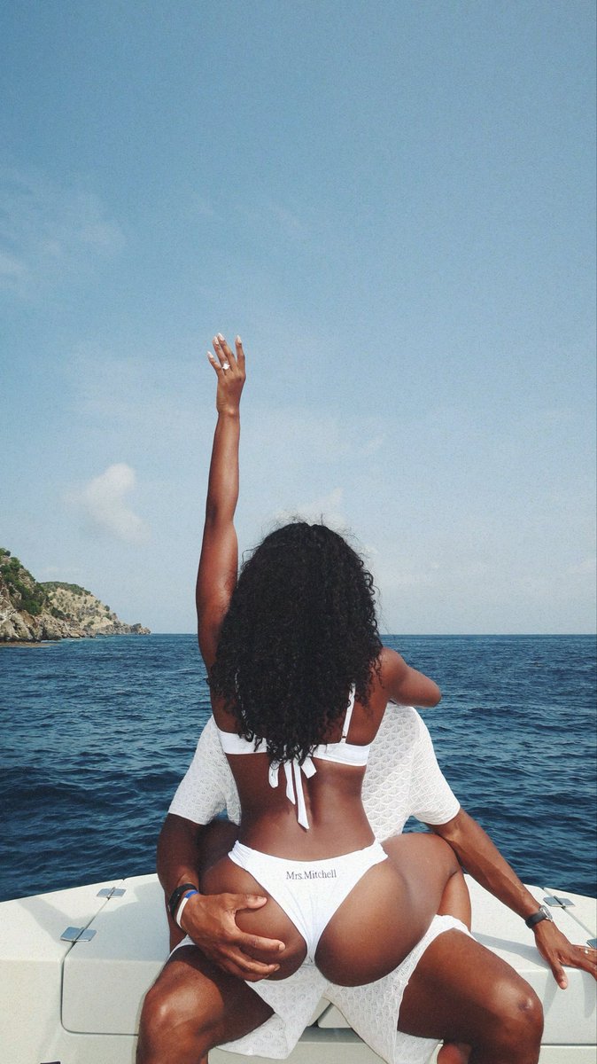 TheRealCocoJ's tweet photo. bachelorette tings 🤍 https://t.co/RdeFdeKY6C
