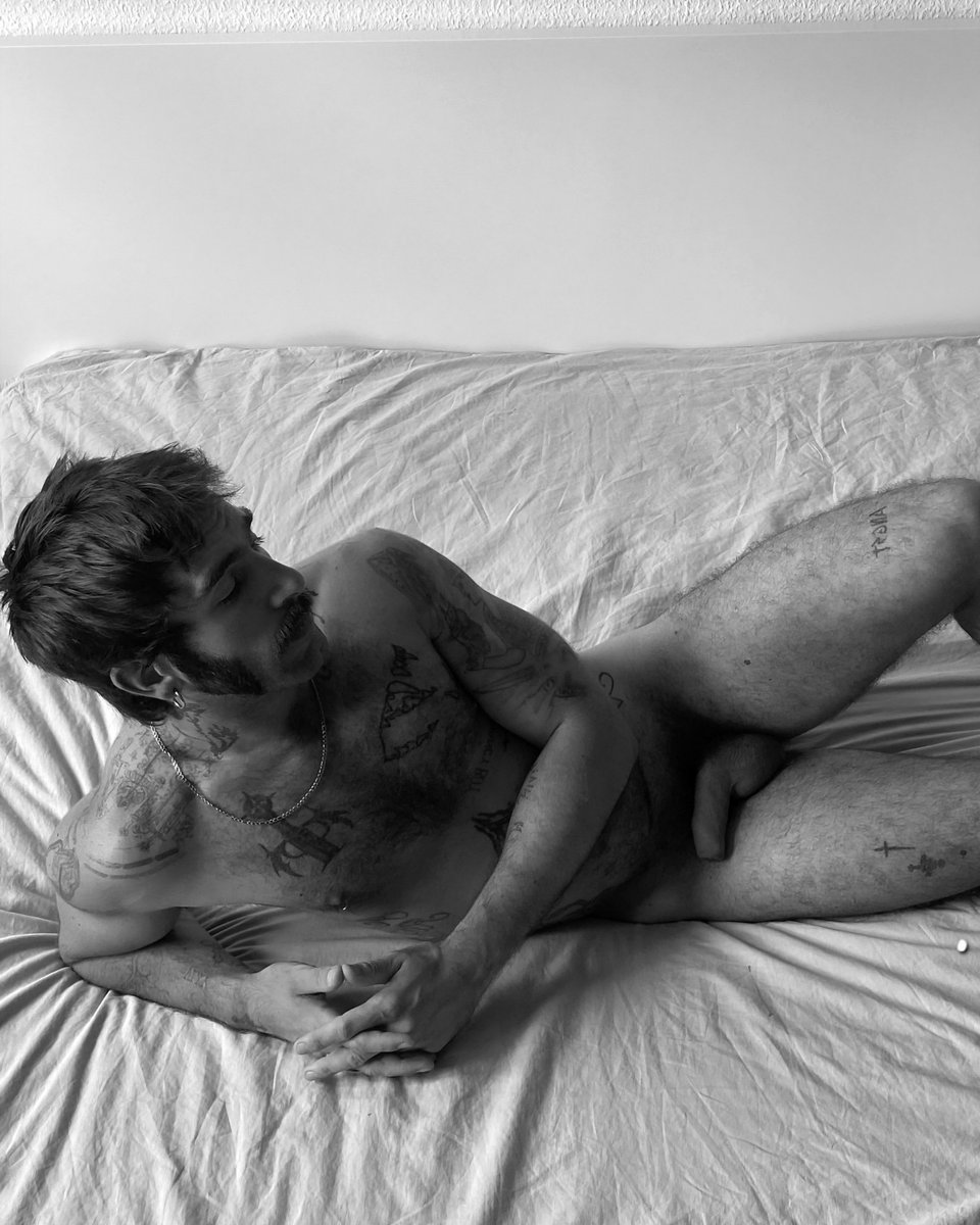 porno_ligero's tweet photo. [https://t.co/D5CcLHwlDl] https://t.co/GdyHJge1rU