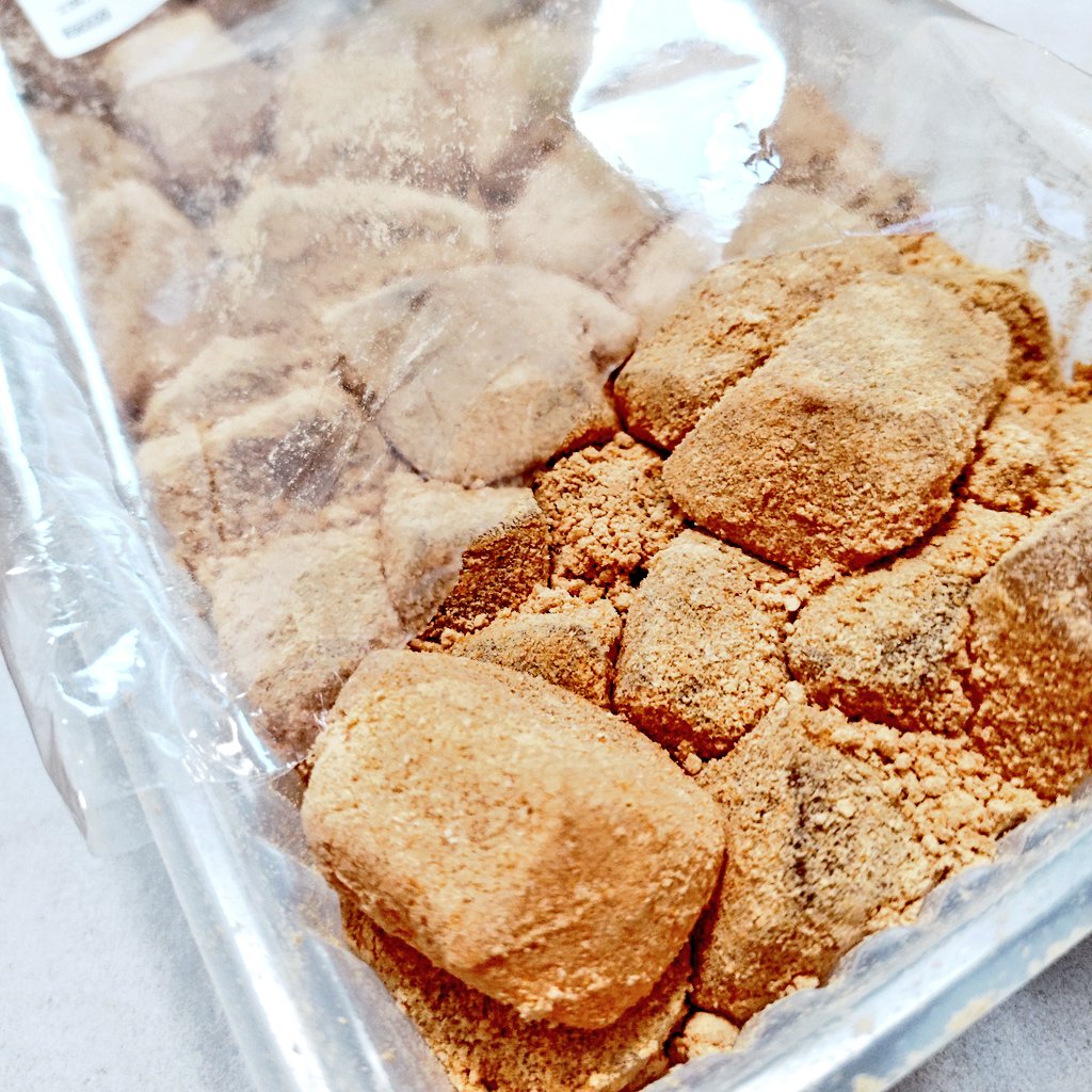 hr_navi's tweet photo. おはようございます
今朝の広島は晴れ

週末、友人がわらび餅を持って遊びに来てくれました、しかも大量🤣
今日も帰ったら食べます！

本日もよろしくお願いします🍀

#企業公式が毎朝地元の天気を言い合う
#企業公式相互フォロー https://t.co/LVpMU8wvrV