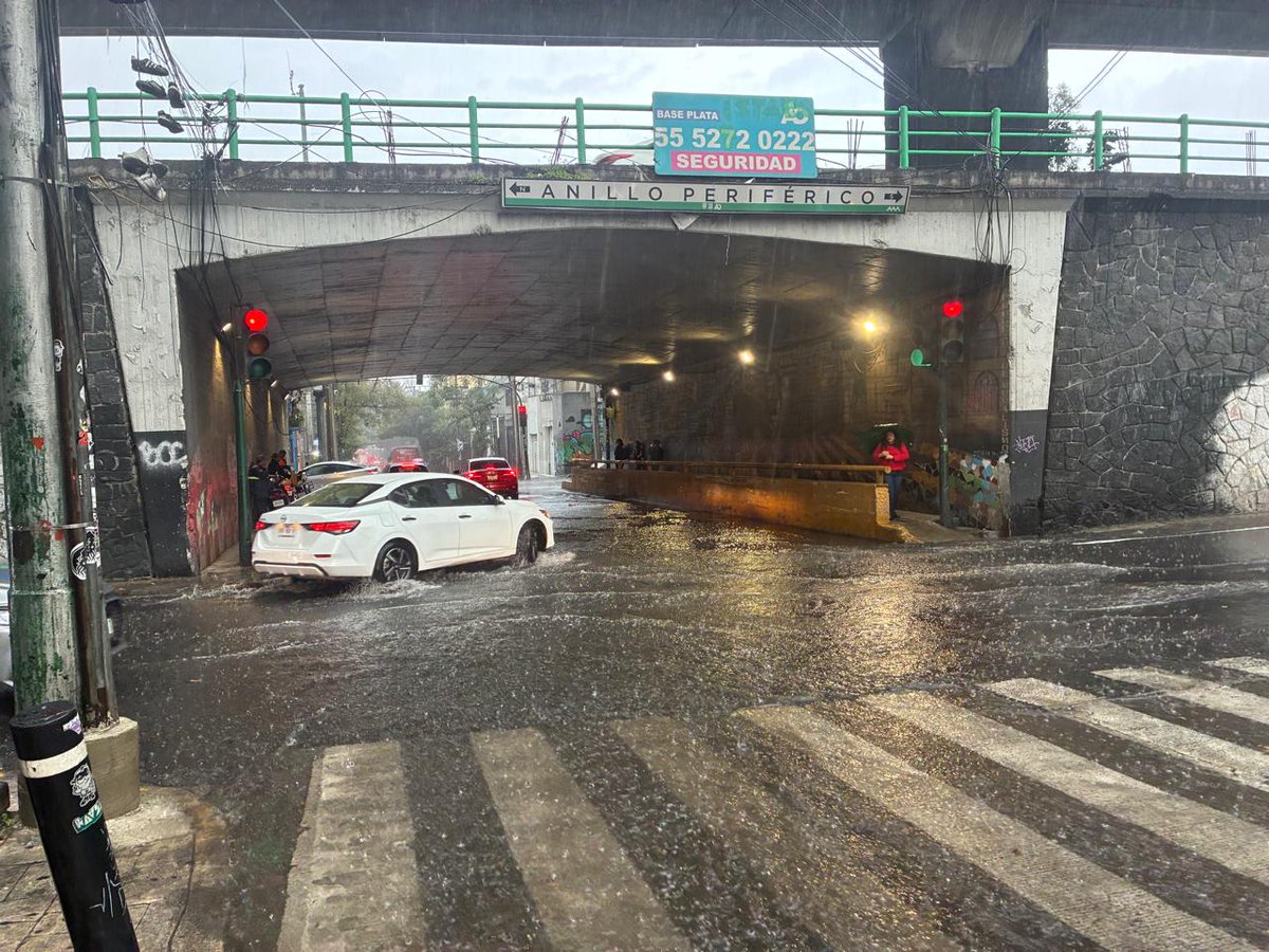 trafico889's tweet photo. ¡Maneja con cuidado! Calles 4 y 10 entre Av. Revolución y Anillo Periférico. https://t.co/jP6uDbSjrk